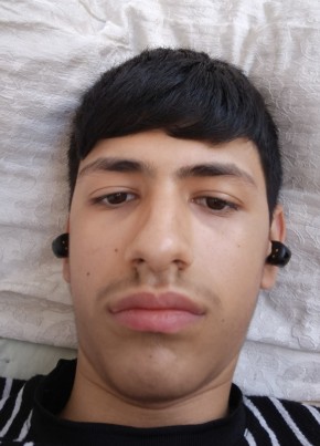 ghaith из Bursa 22 года