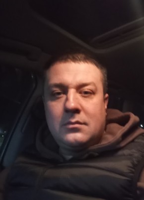 Мих Мих из Берасьце 37 лет