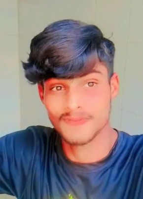 Naveed, 18, پاکستان, لاہور