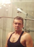 Slava, 53, Moscow