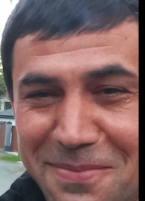 Файзулоджон из Новосибирска 37 лет