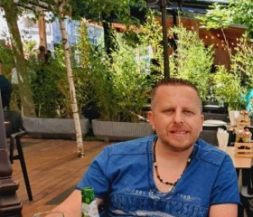 DORI RIVERS, 41, Korce