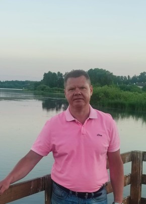 Вячеслав из Екатеринбурга 52 года