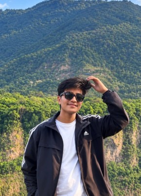 Ankit из Caspe 22 года