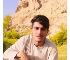 Ahmad, 20, Khulm