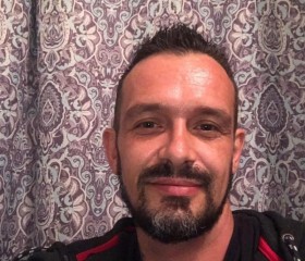 Jimmy, 44, Quebec City