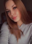 Алина, 22, Казань, ищу: Парня; Девушку  от 27  до 35 