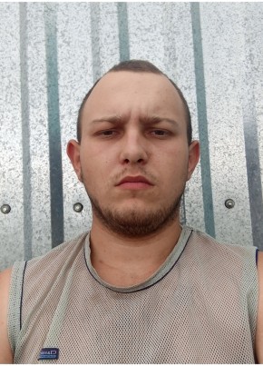 Артём из Сальска 22 года