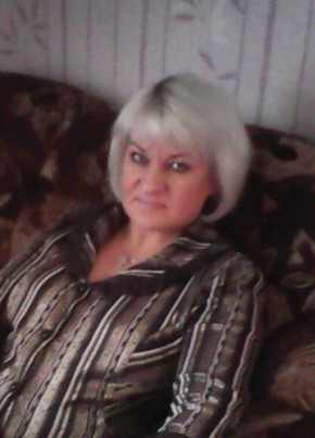 Лариса из Красноярска 53 года