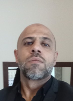 Eagle, 40, United Arab Emirates, Sharjah