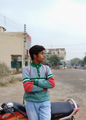 Mohit, 18, India, Sirsa