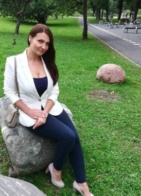Юлия, 35, Россия, Псков