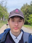 Vitek Romadonov, 21, Sevastopol