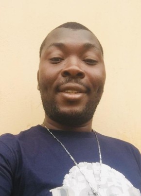 Claude, 38, République Togolaise, Lomé