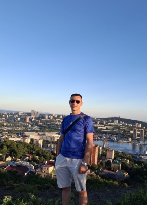 Руслан из Петропавловск-Камчатския 38 лет