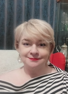 Дина из Санкт-Петербурга 54 года