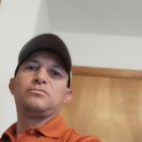 Dosantos, 43  , Lebanon (State of Tennessee)