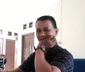 Yudhy, 49, Jakarta