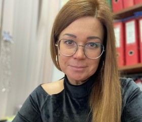 Elena, 44, Saint Petersburg