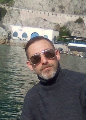 Marco из Giugliano in Campania 48 лет