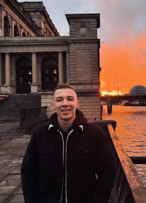 Руслан из Калининграда 22 года