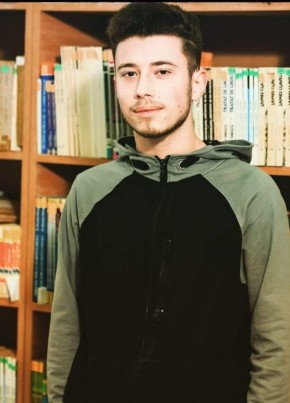 Daniel, 21, Romania, Vaslui