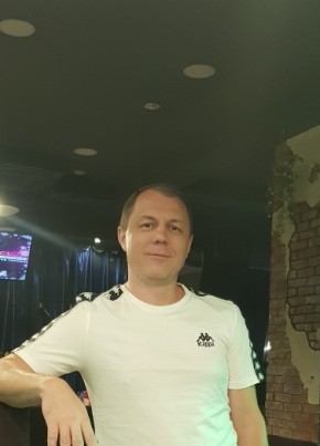 Viktor, 40, Russia, Chelyabinsk