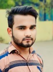 Zeeshan, 18 лет, Agra