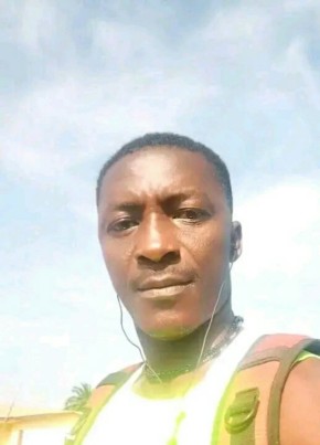 FRED, 29, Liberia, Gbarnga