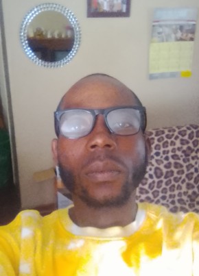 Emmanuel Safeli из Lusaka 26 лет