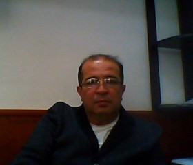 Bakhodir, 56, Tashkent