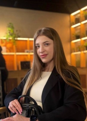 Алина из Шарьи 23 года