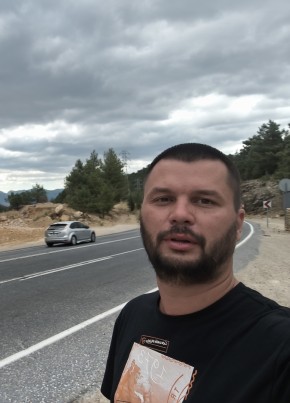 Константин из Москвы 32 года