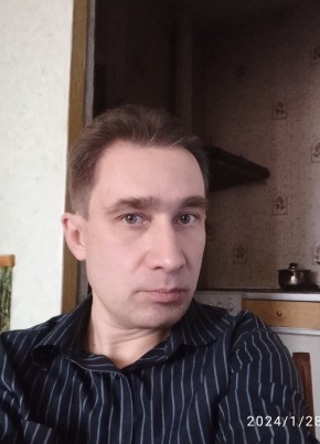 Владимир, 41, Россия, Родниковое