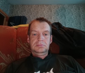 Denis Ivanov, 46, Pinsk