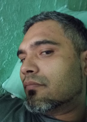 Juan из Guadalajara 34 года