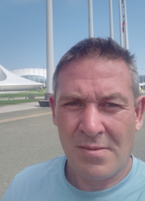Михаил из Измалково 44 года