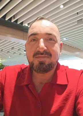 Pilot из İstanbul 44 года