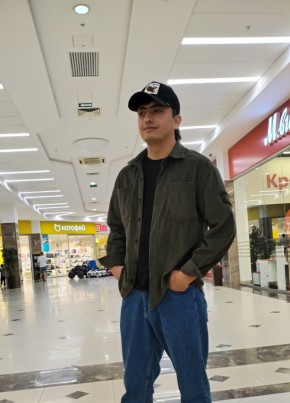 Ali из Нового Уренгоя 22 года