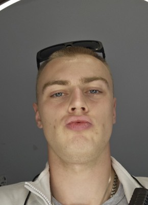 Nikita из Симферополи 22 года