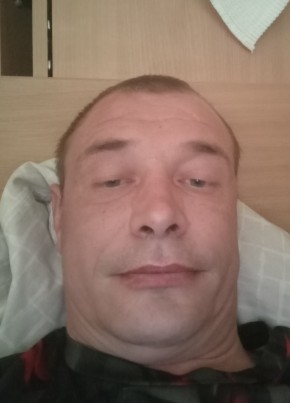 Максим из Сургута 37 лет