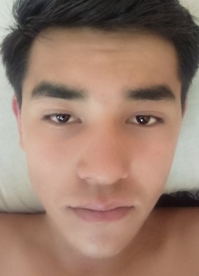 Jak из Samarqand 19 лет