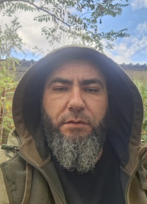 Александр из Луганска 40 лет