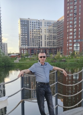 Дмитрий из Москвы 45 лет