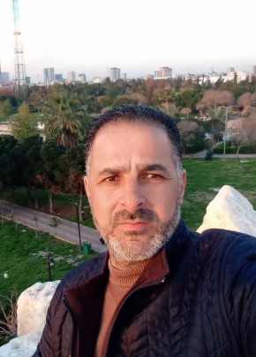 محمد طه, 23, الجمهورية العربية السورية, دمشق