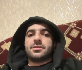 Xachik Avagyan, 28, Yerevan