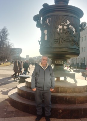 Сергей из Серпухова 71 год