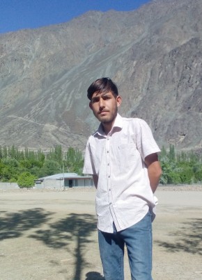Anayat ali, 20, پاکستان, كوٹ ادُّو‎