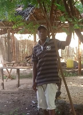 Garama, 18, Kenya, Mombasa