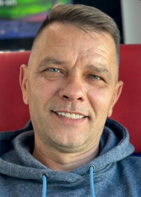 Роман из Подольска 45 лет